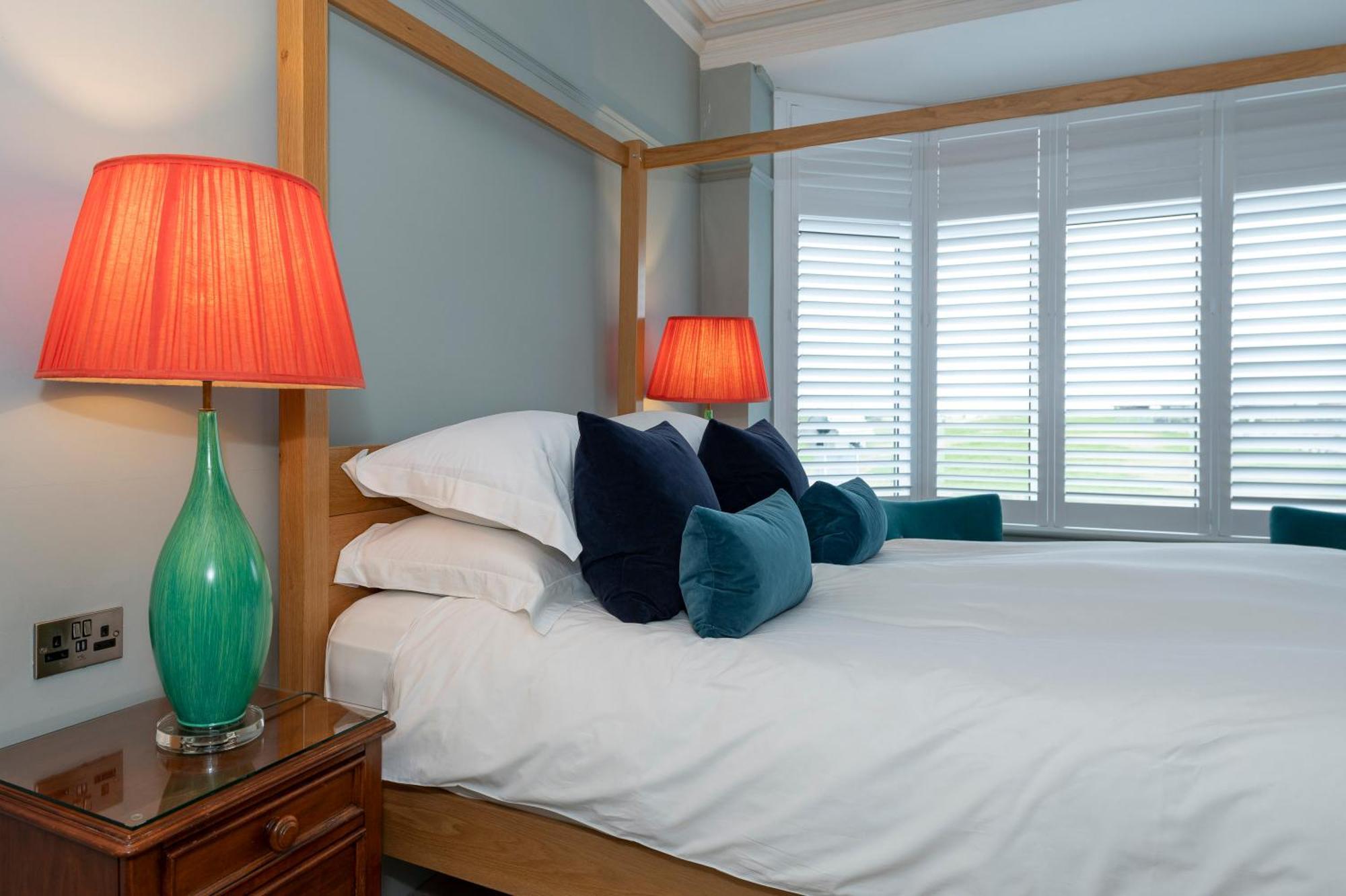 East Beach Guest House Littlehampton Room photo